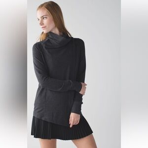 $2/20! Lululemon Athletica Coast Wrap Heathered Mod Black-size 6